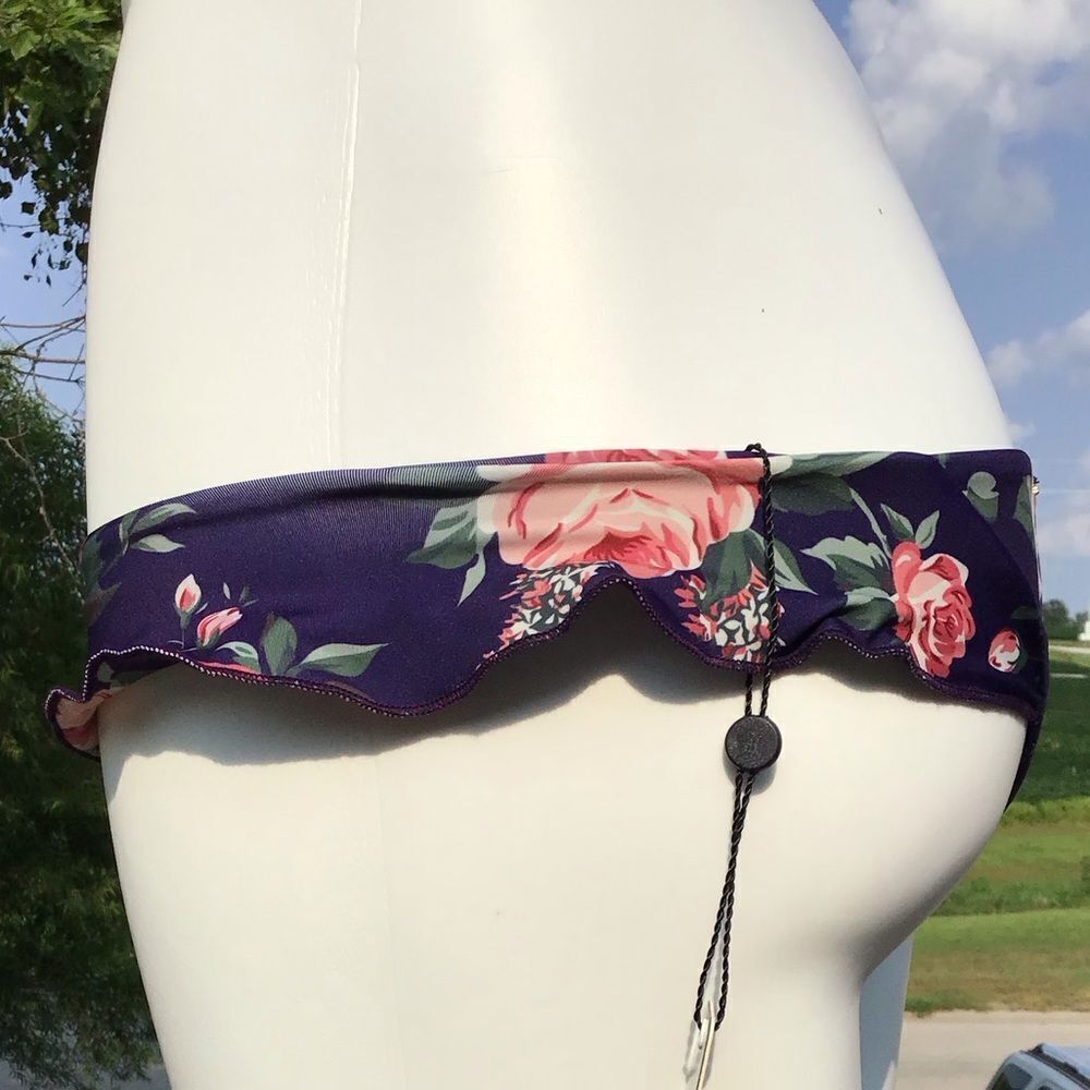 Wildfox Purple Ruffle Bikini Bottom New Size Small - Picture 4 of 7